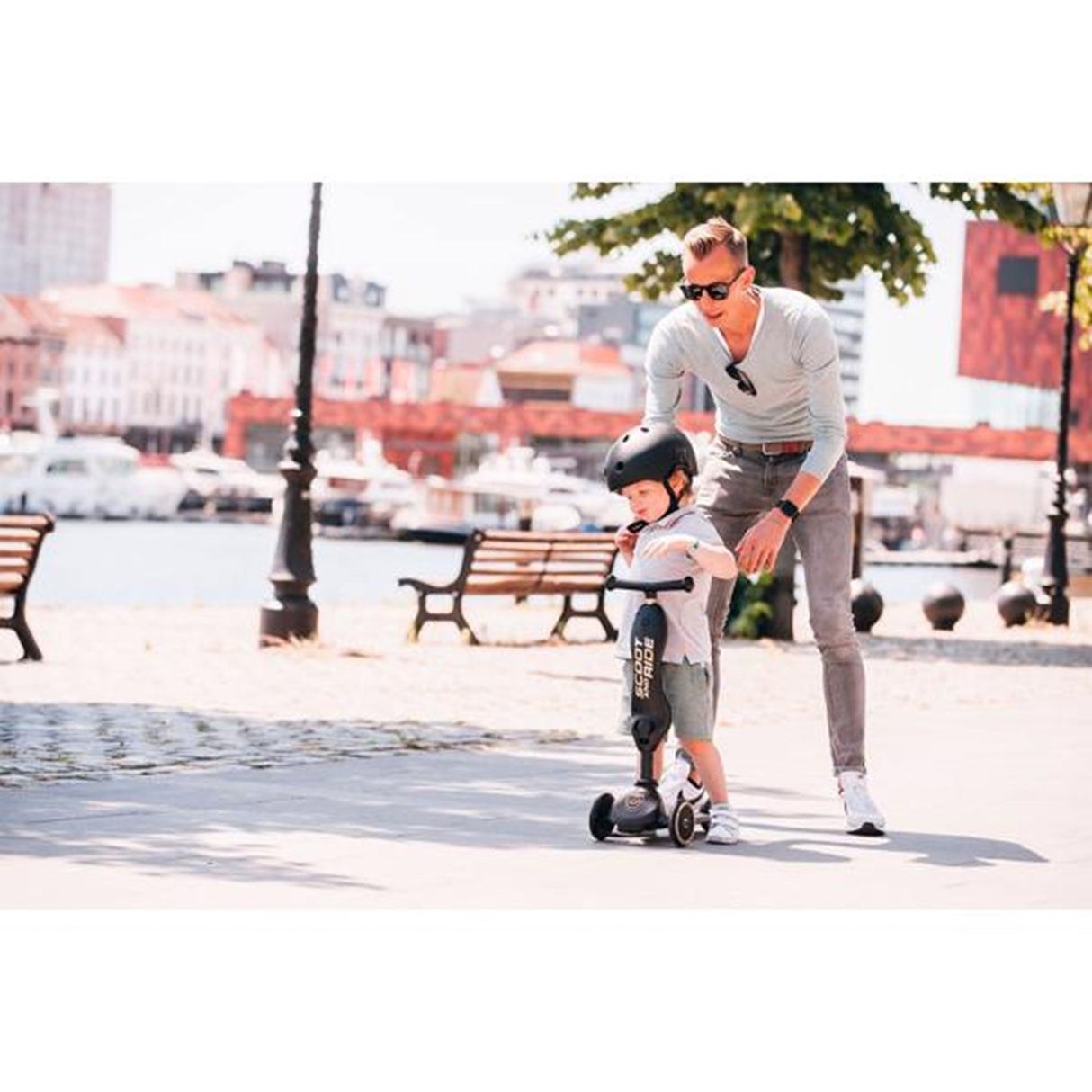 Scoot and Ride Safety Helmet Black/Gold