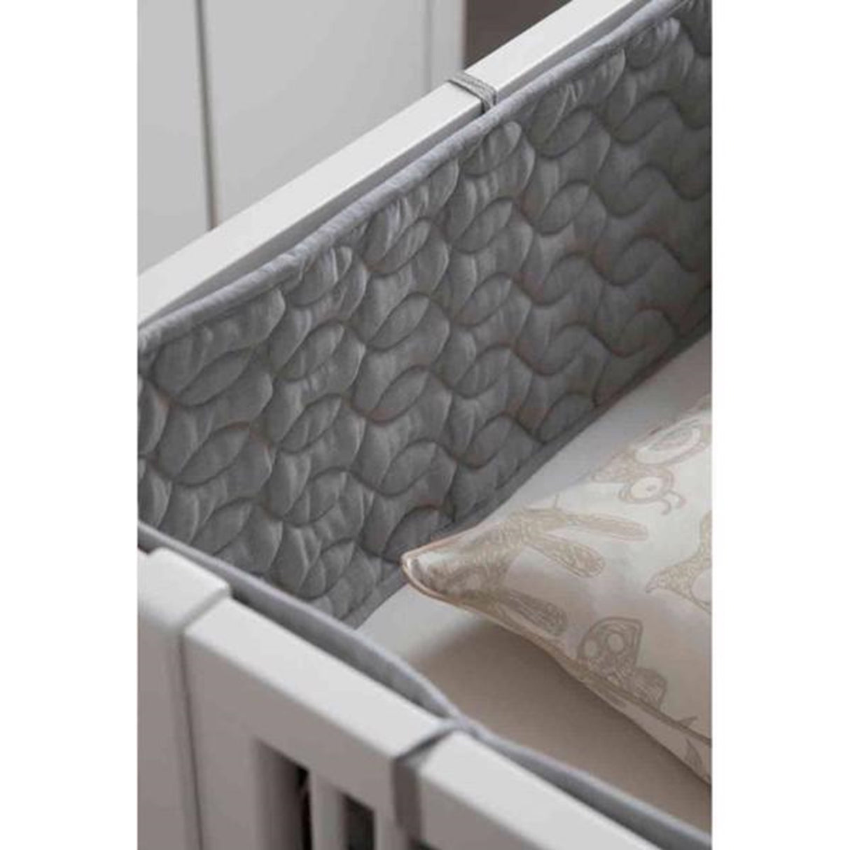 Sebra Bed Boundary Quiltet Elephant Grey