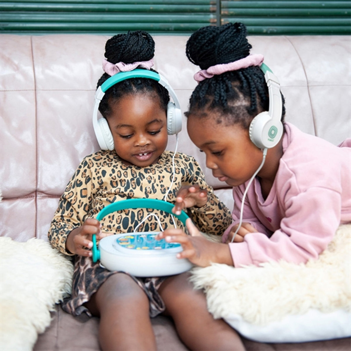 TIMIO® Foldable Headphones 2